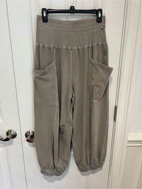 Free People Movement Gray Washed Harem Jogger Pants Utility Pocket Sweatpants SP